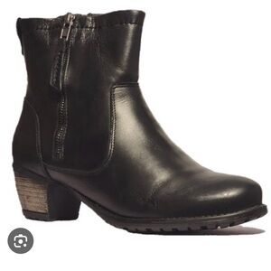 Eric Michael Brown Leather Ankle Booties